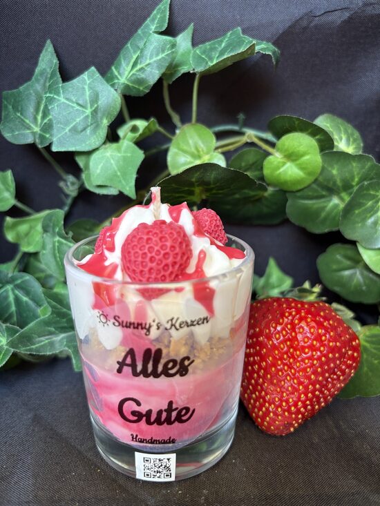 Kleiner Erdbeerbecher (verschiedene Etiketten wählbar)